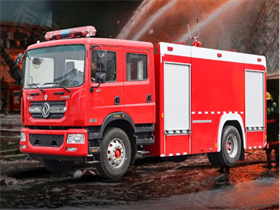 東風(fēng)6噸泡沫消防車(chē)